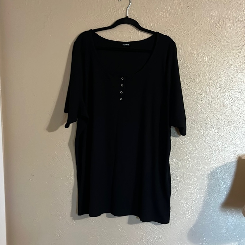 Torrid black top size 5